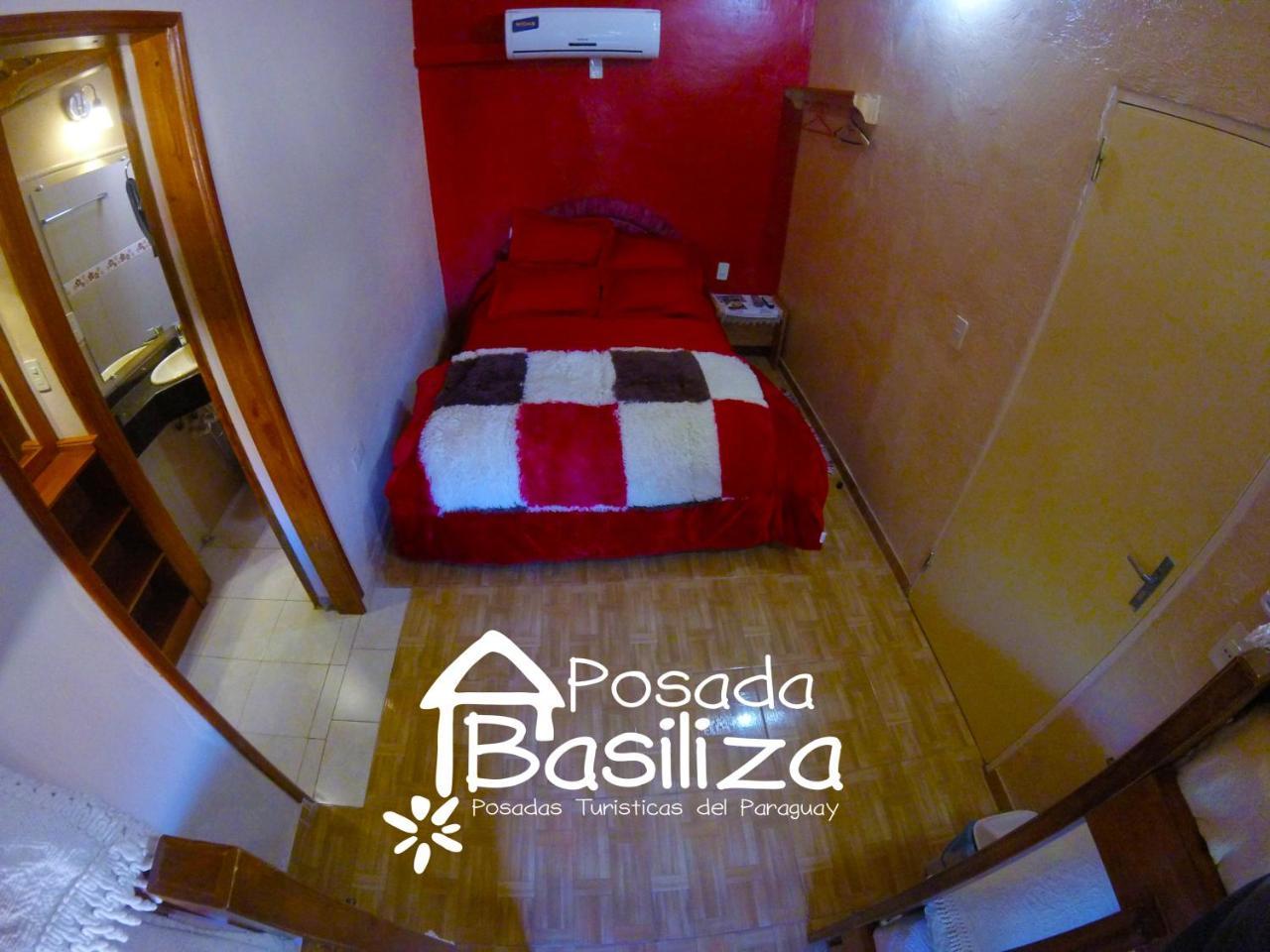 Posada Basiliza, Encarnacion Py Exterior photo